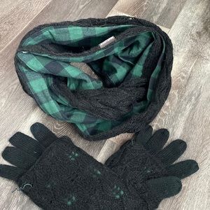 Muk Luks Scarf and glove set